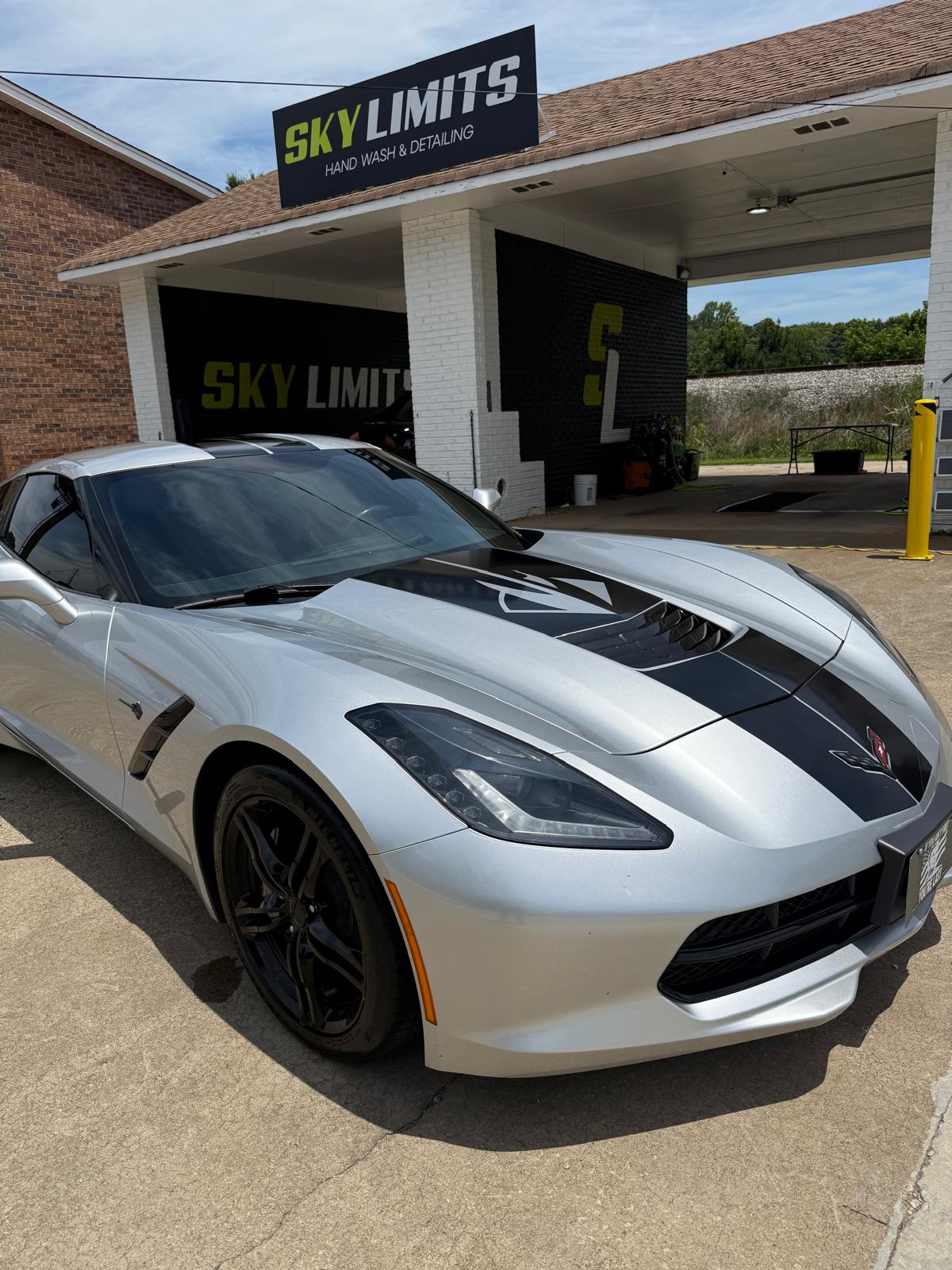 Detailed vehicle — full detail